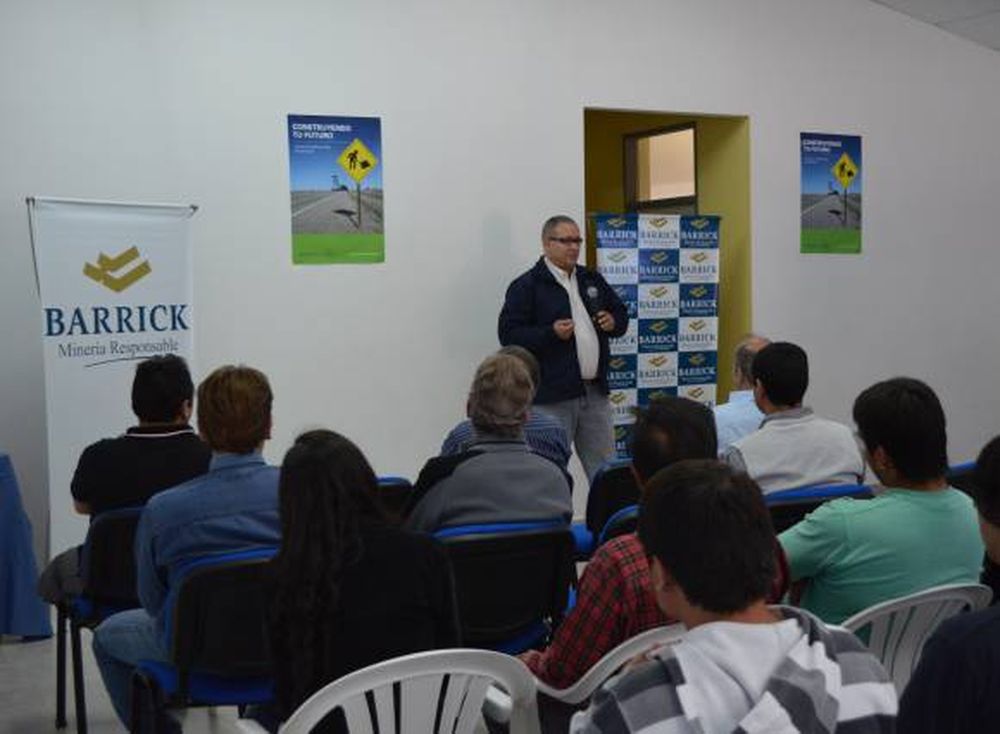 Por un convenio, 50 albardoneros se capacitarán en construcción