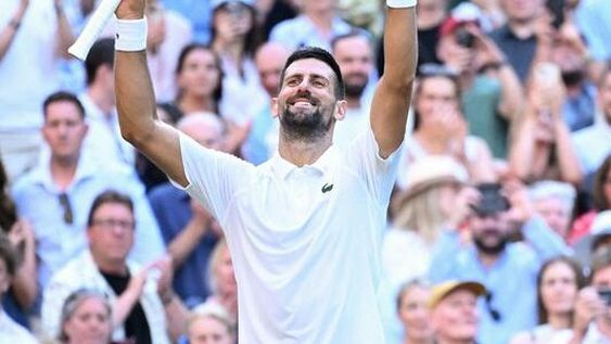 Djokovic ganó y jugará semis con Sinner