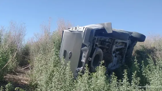 Un herido en un vuelco