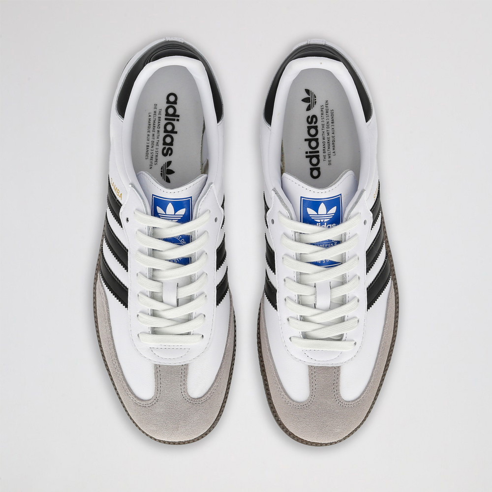 Adidas Samba. Un clásico de la marca de las tres tiras que desborda estilo. Fuente: Adidas.com