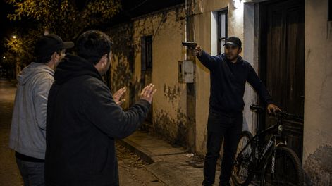 Un hombre intentó recuperar su bicicleta y terminó baleado en Marquesado, Rivadavia. Imagen creada con IA.&nbsp;