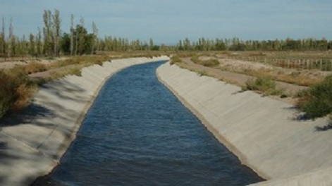 Sigue la búsqueda del hombre que cayó al Canal Céspedes: la policía cree saber su identidad