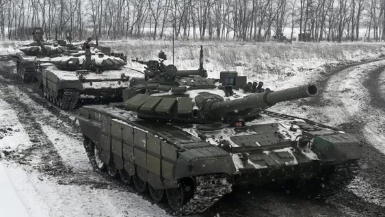 Francia interviene por Ucrania y logra un trato con Rusia para bajar la tensión