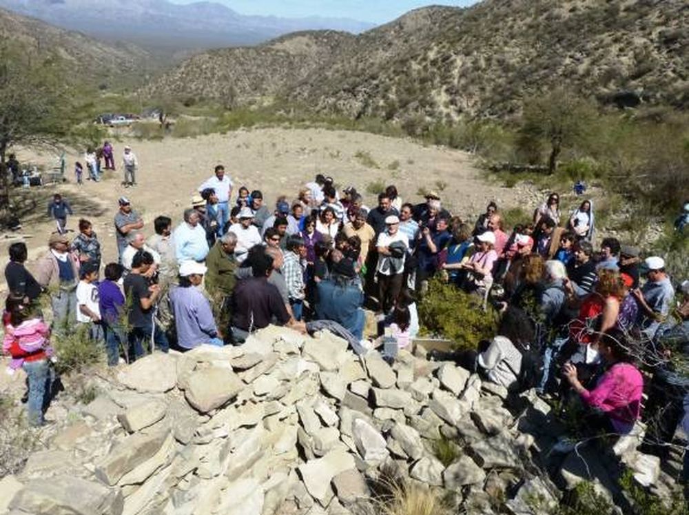 Homenaje a mujer que hizo historia