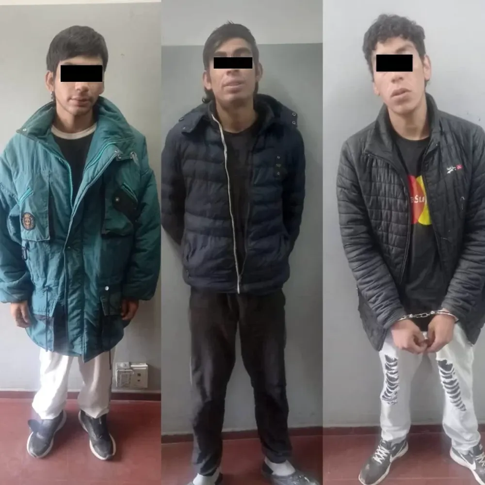 Detuvieron a tres sujetos que escapaban por los techos después de robar en una casa