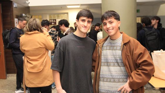 de vender cookies por redes a disertar en el bootcamp: la historia de dos hermanos sanjuaninos