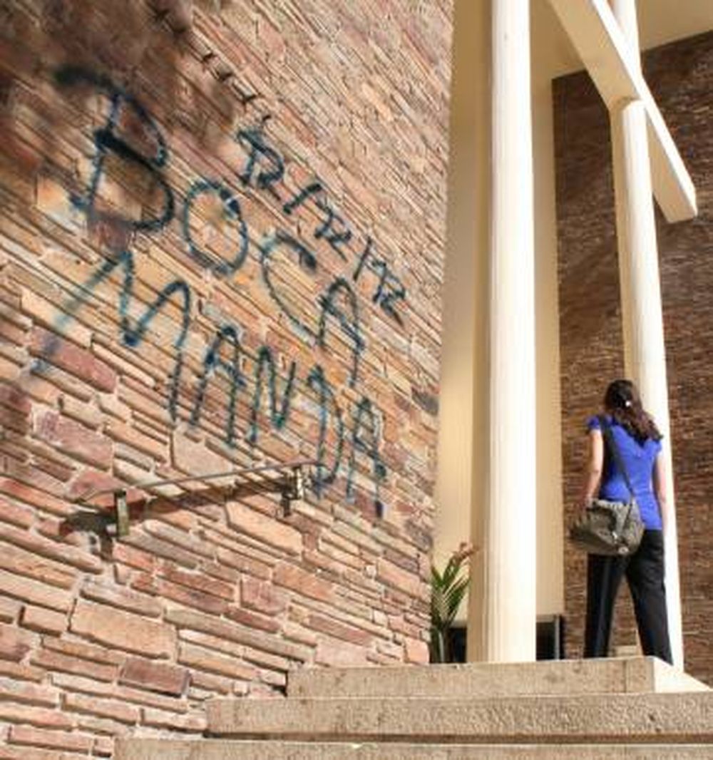 La Catedral sufrió un  nuevo ataque vandálico