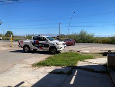 El motociclista de la tragedia en Caucete no resistió luego de las graves heridas que recibió tras impactar contra un auto. Foto gentileza El Bastón. El motociclista de la tragedia en Caucete no resistió luego de las graves heridas que recibió tras impactar contra un auto. Foto gentileza El Bastón.