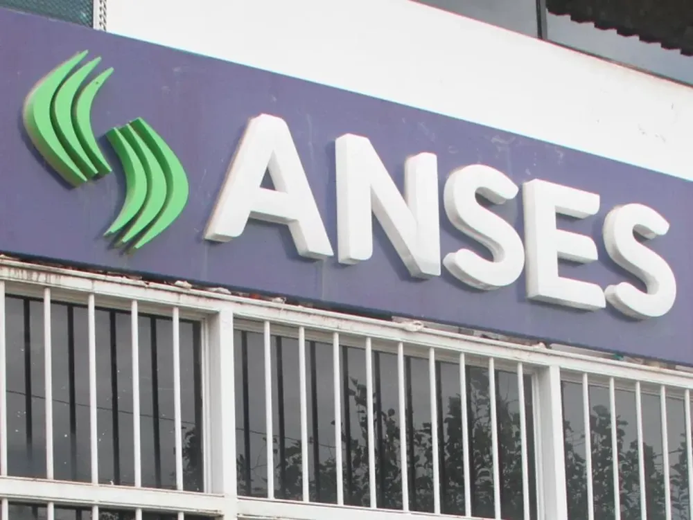 ANSES: jubilados, pensionados, IFE, Embarazo y Desempleo que cobrarán este viernes 22