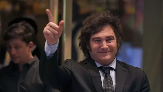 El equipo económico de Javier Milei planea unificar el dólar a $650
