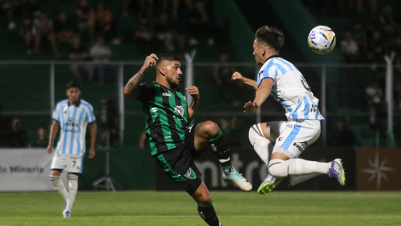 San Martín disputó un duro partido de Primera Nacional en condición de local. FOTO: DANIEL ARIAS