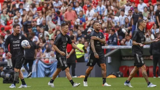 Diez mil fanáticos para ver la Scaloneta en vivo