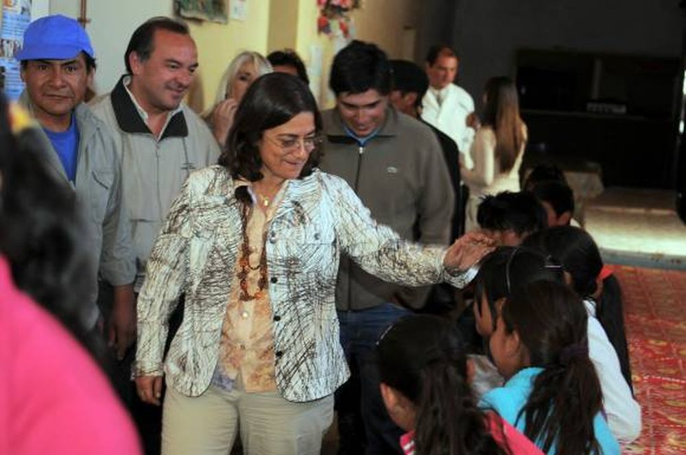 Entregaron subsidios oficiales a artesanos mineros de Andalgalá