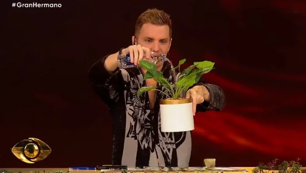 Santiago del Moro dir&aacute; qui&eacute;n se va en carretilla