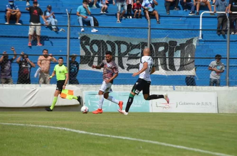 San Martín dio otra muestra de irregularidad y perdió en Jujuy