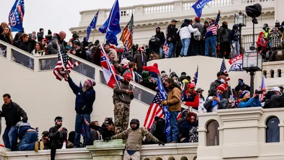 Falleció una mujer herida en el Capitolio
