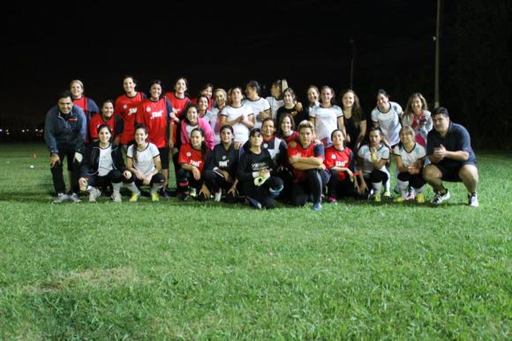 La hora del fútbol femenino