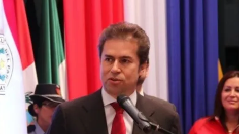 A lo Trump, ministro paraguayo dice que quiere “levantar una muralla en la frontera con Argentina”
