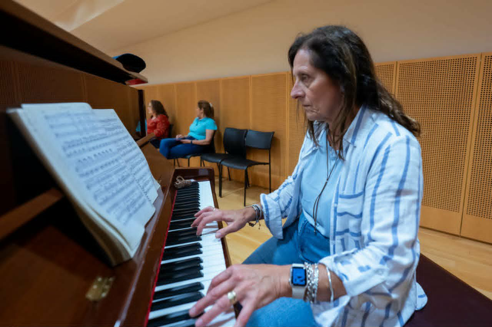 Eduviges Picone estuvo casi tres semanas en San Juan, trabajando con los cantantes de La Traviata.&nbsp;