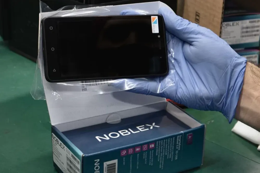 Fabricarán en Argentina smartphones que se venderán por menos de $20 mil