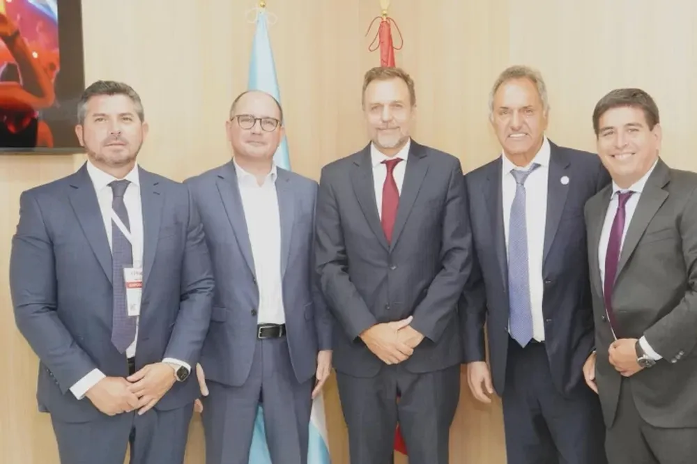 Marcelo Orrego avanzó en reuniones con organismos multilaterales durante su visita a España
