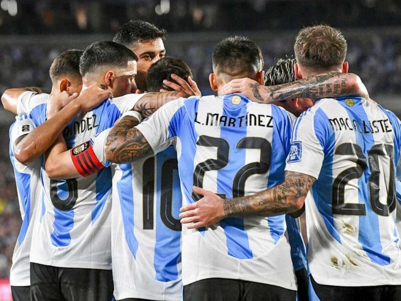 Ilusionados. Argentina entró en la recta final para el Mundial y en San Juan, le abren crédito a la ilusión. Ilusionados. Argentina entró en la recta final para el Mundial y en San Juan, le abren crédito a la ilusión.
