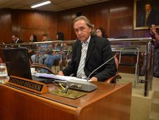 el bloquismo se quedo con la comision de mineria en la legislatura: la rosca previa el bloquismo se quedo con la comision de mineria en la legislatura: la rosca previa