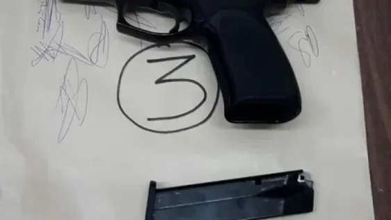 Todo lo que se incautó en el allanamiento en el Barrio Echeverría