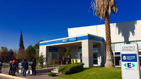 emicar apunta a ensenar a quien ensena a manejar con una escuela de seguridad vial