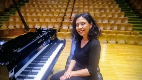 Beatriz Yacante, pianista, docente e investigadora sanjuanina ha contribuido a la formación de generaciones de pianistas y a la difusión del repertorio latinoamericano