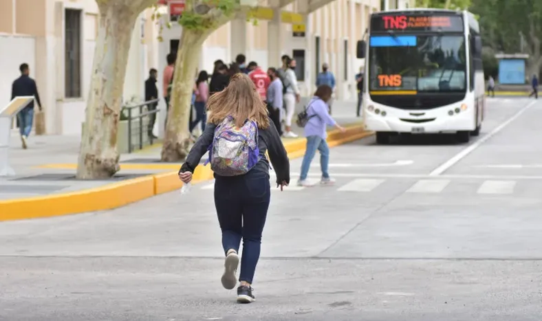 Desde este jueves 3 de julio, ya rige el boleto de colectivo de $810