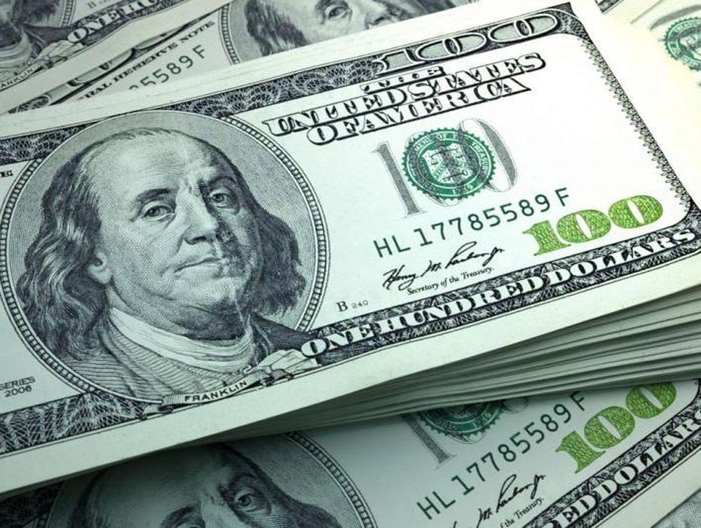 El dólar blue bajó un peso en su cotización y el Banco Central compró US$6 millones