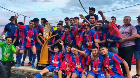Campeones. San Lorenzo de Rodeo volvió a festejar un campeonato tras siete años en la Liga iglesiana.