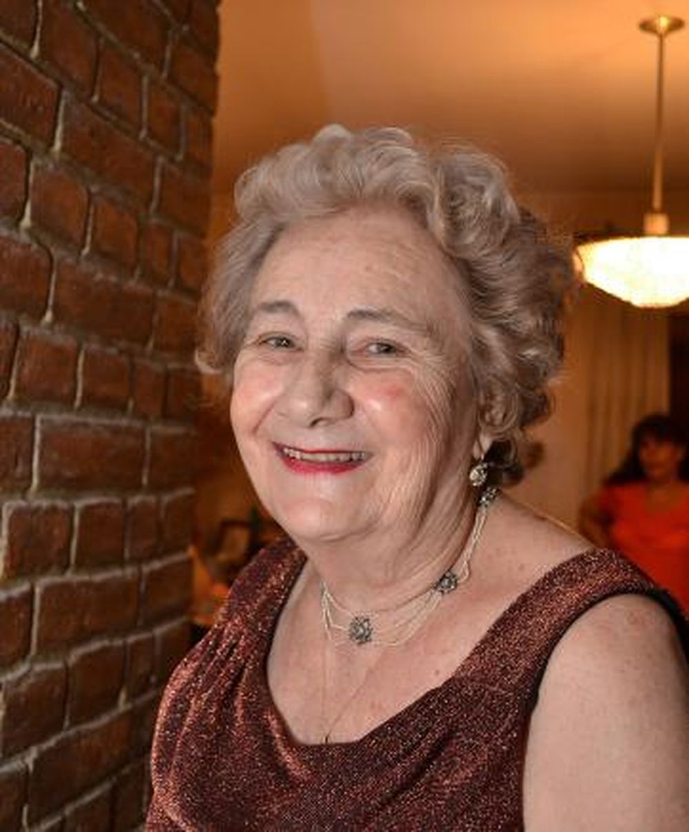 Ochenta velitas para Teresita Harguindeguy