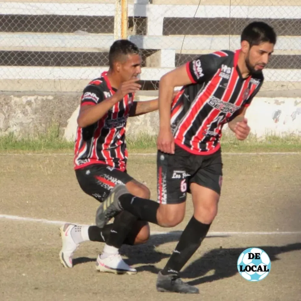 Juventud Zondina y Atenas abrieron la fecha 3 con un partidazo que terminó en empate