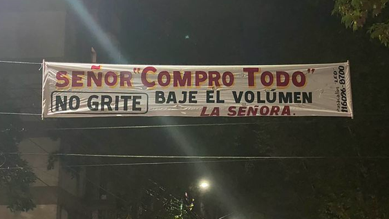 “Baje el volumen”, el pedido de “La Señora” al señor “Compro Todo”