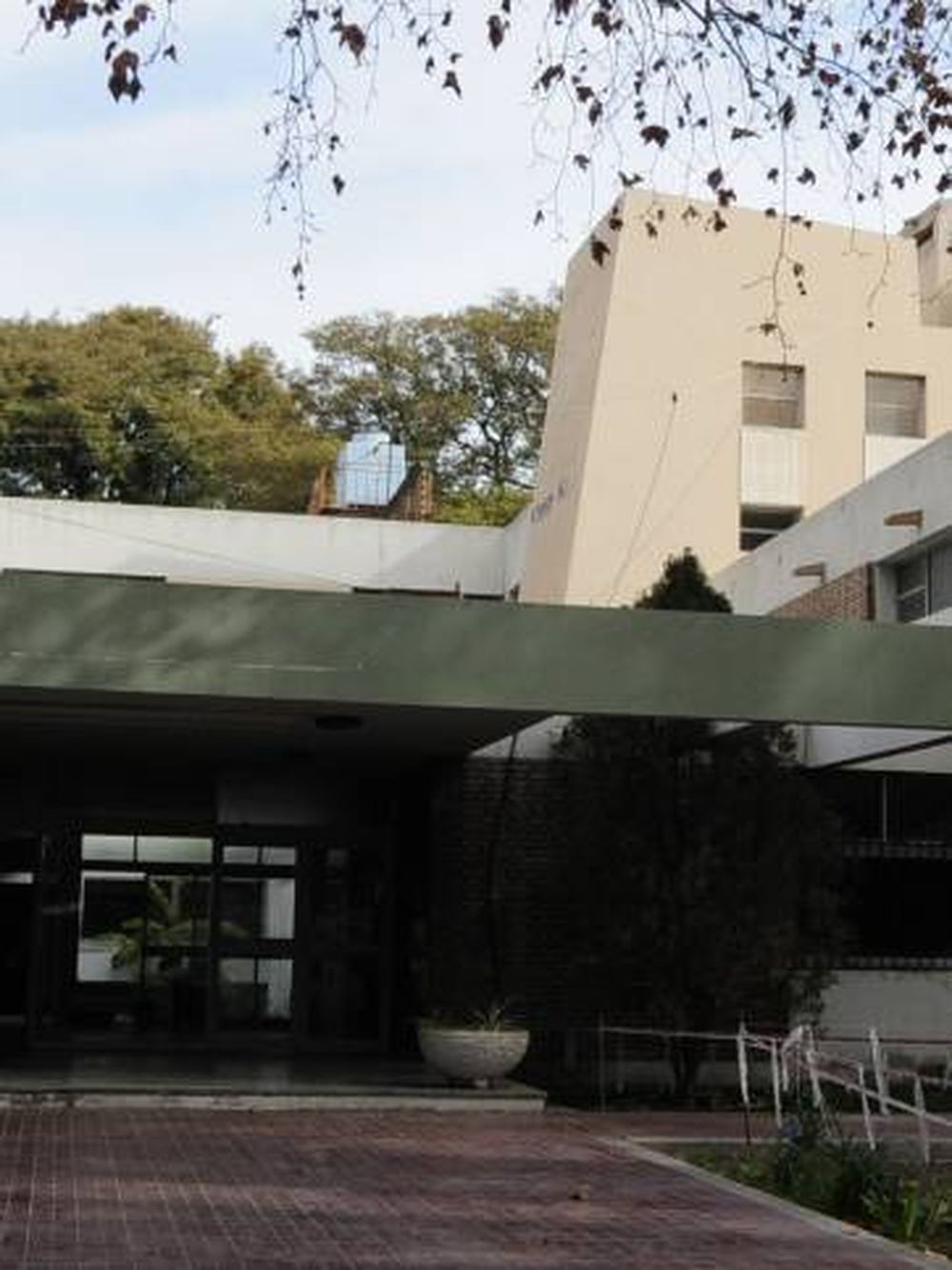 Alumnos  unidos por  la radio