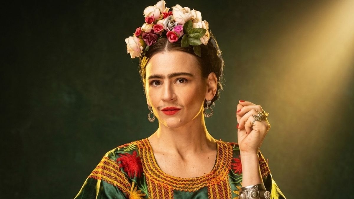 Laura Azcurra: "Ofrecer teatro y encontrarnos en la presencialidad es una celebración"