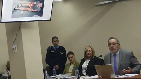 La defensa de la científica acusada de matar a su amigo en un juego sexual insiste en que se defendió de un ataque sexual