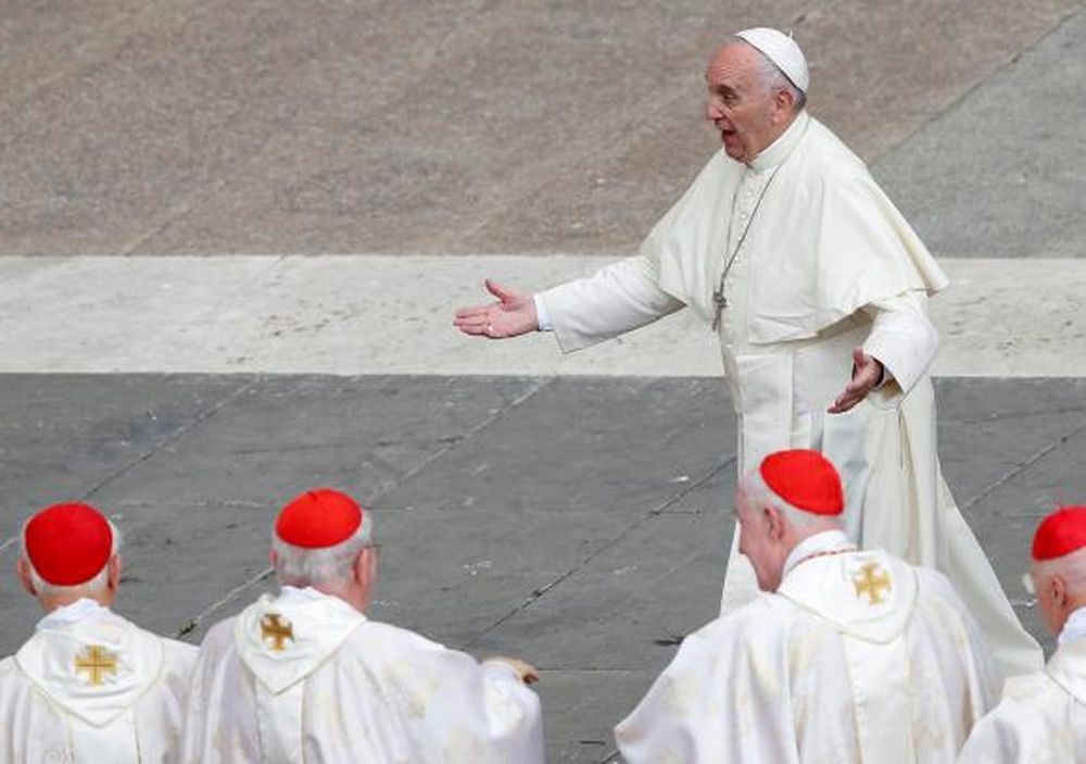 El Papa pide a jueces no caer en la corrupción