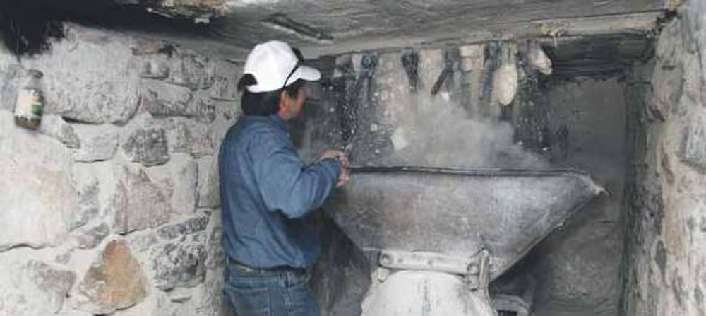 “El embolsado de cal nos dará continuidad de trabajo”