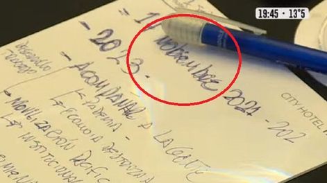 Macri cometió 6 errores de ortografía en un apunte y las redes no lo perdonaron