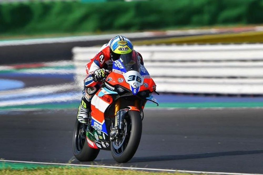 Mercado terminó decimotercero en un GP ganado por el campeón Rea