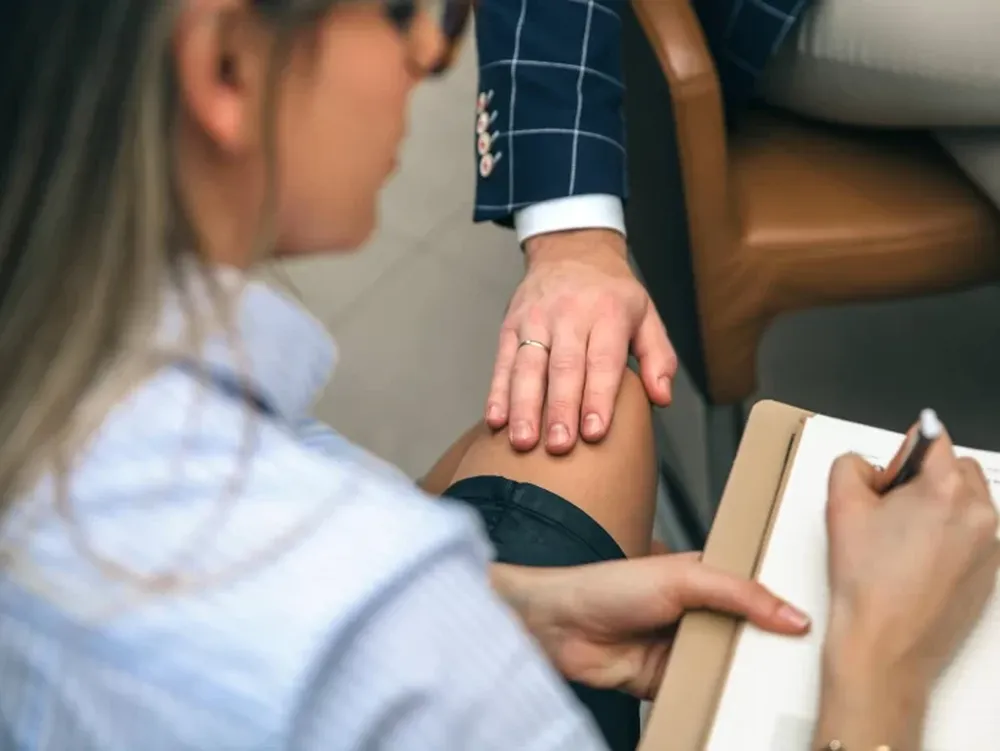 Manoseaba a menores y les ofrecía dinero a cambio de sexo