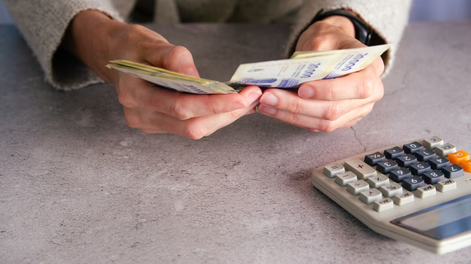 una provincia anuncio que les pagara un bono de $2.400.000 a sus empleados estatales