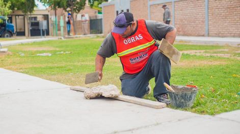 Además de las refacciones generales en la Plaza del Barrio Natania XV que lleva adelante el municipio de Rivadavia, se instalarán aparatos de salud.