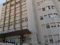 un preso murio al saltar por la ventana de un hospital en un intento de fuga un preso murio al saltar por la ventana de un hospital en un intento de fuga