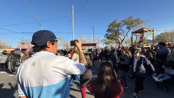 con la esperanza de que la visita del papa traiga bendiciones para todos los argentinos