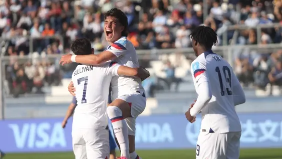 Estados Unidos derrotó a Eslovaquia en el Bicentenario y terminó con puntaje ideal