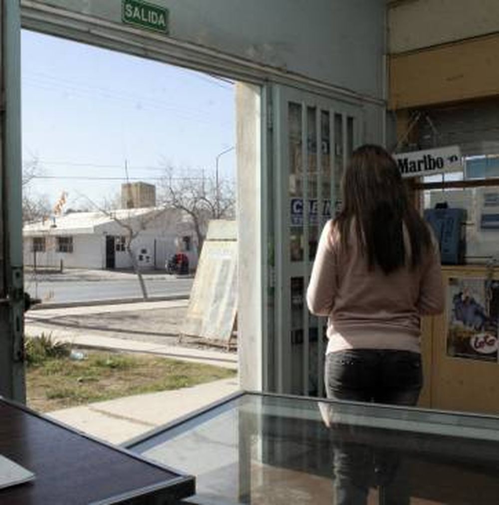 Frente a la Seccional 25ta de Rawson